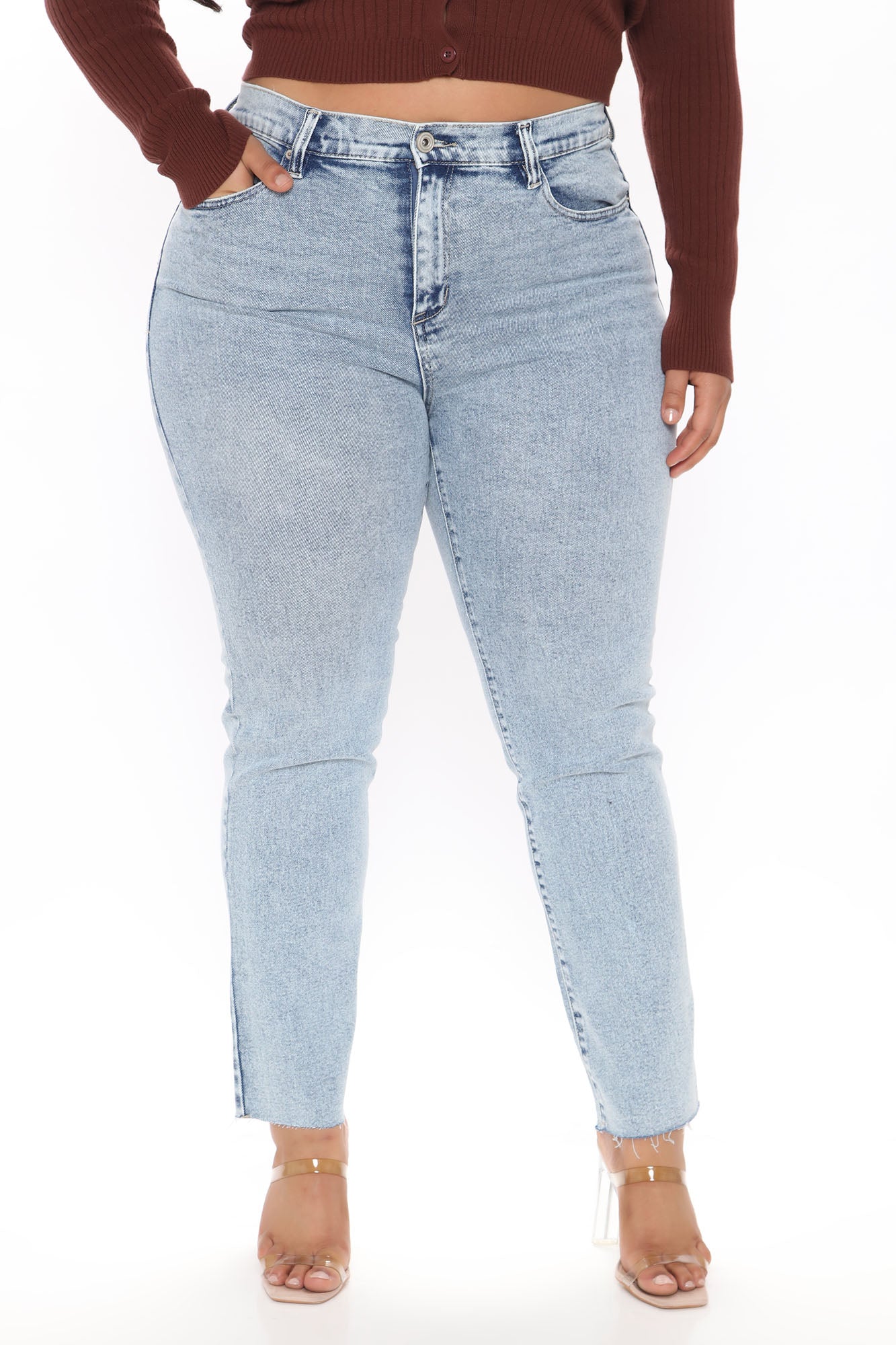 Took Him By Surprise Slim Fit Boyfriend Jeans - Light Blue Wash Ins Street