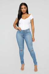 Canopy Jeans - Light Blue Wash Ins Street
