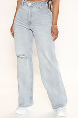 Loose And Easy High Waist Ripped Straight Leg Jeans - Light Blue Wash Ins Street