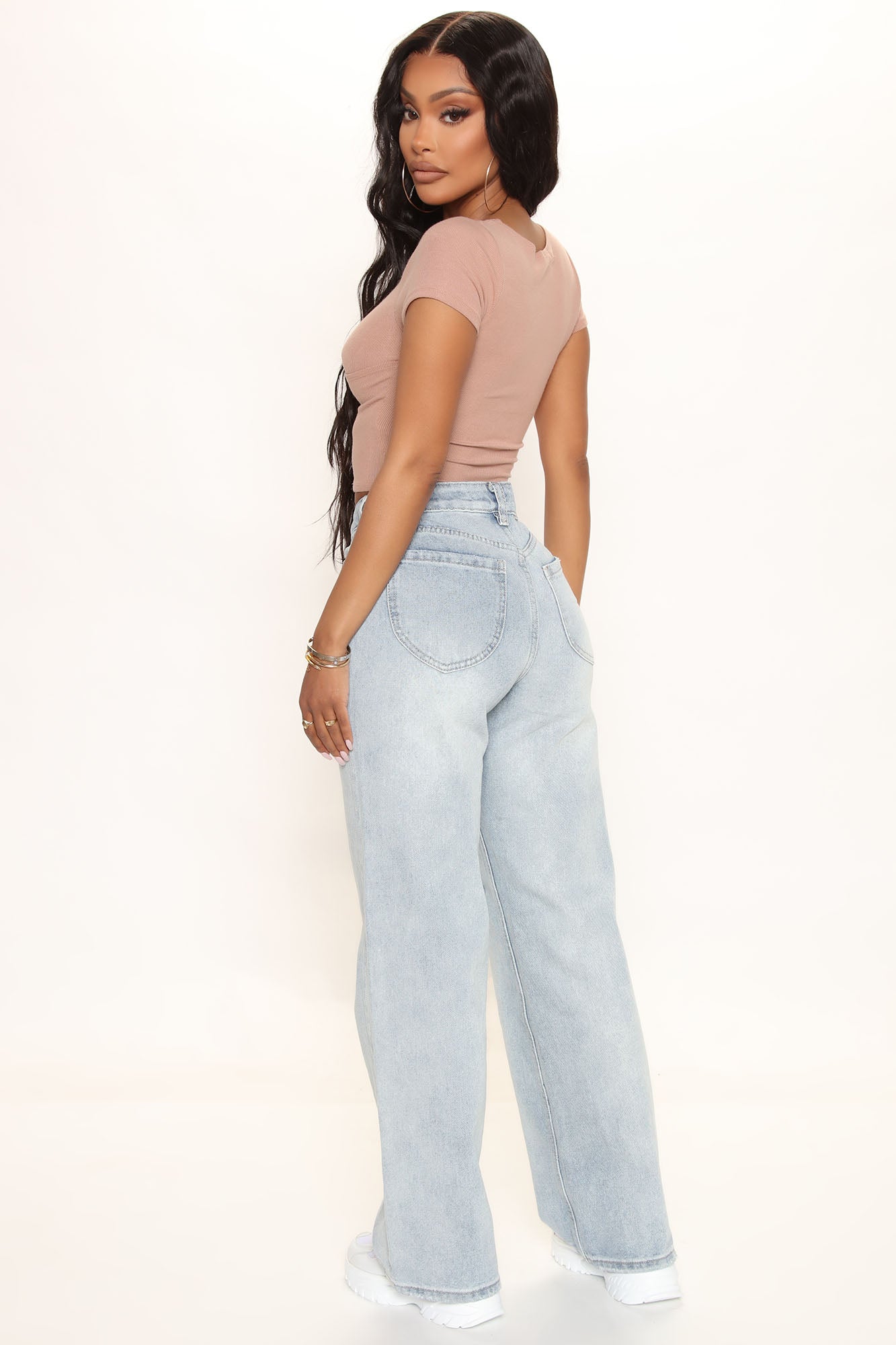 Loose And Easy High Waist Ripped Straight Leg Jeans - Light Blue Wash Ins Street