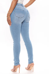 Meet You Slimming High Rise Skinny Jeans - Light Blue Wash Ins Street