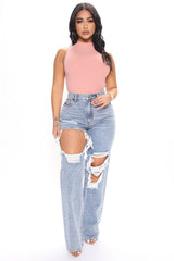 Sassy Straight Leg Jeans - Light Blue Wash Ins Street