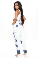 Livin' In A Dream Bleached Balloon Jeans - Light Blue Wash Ins Street