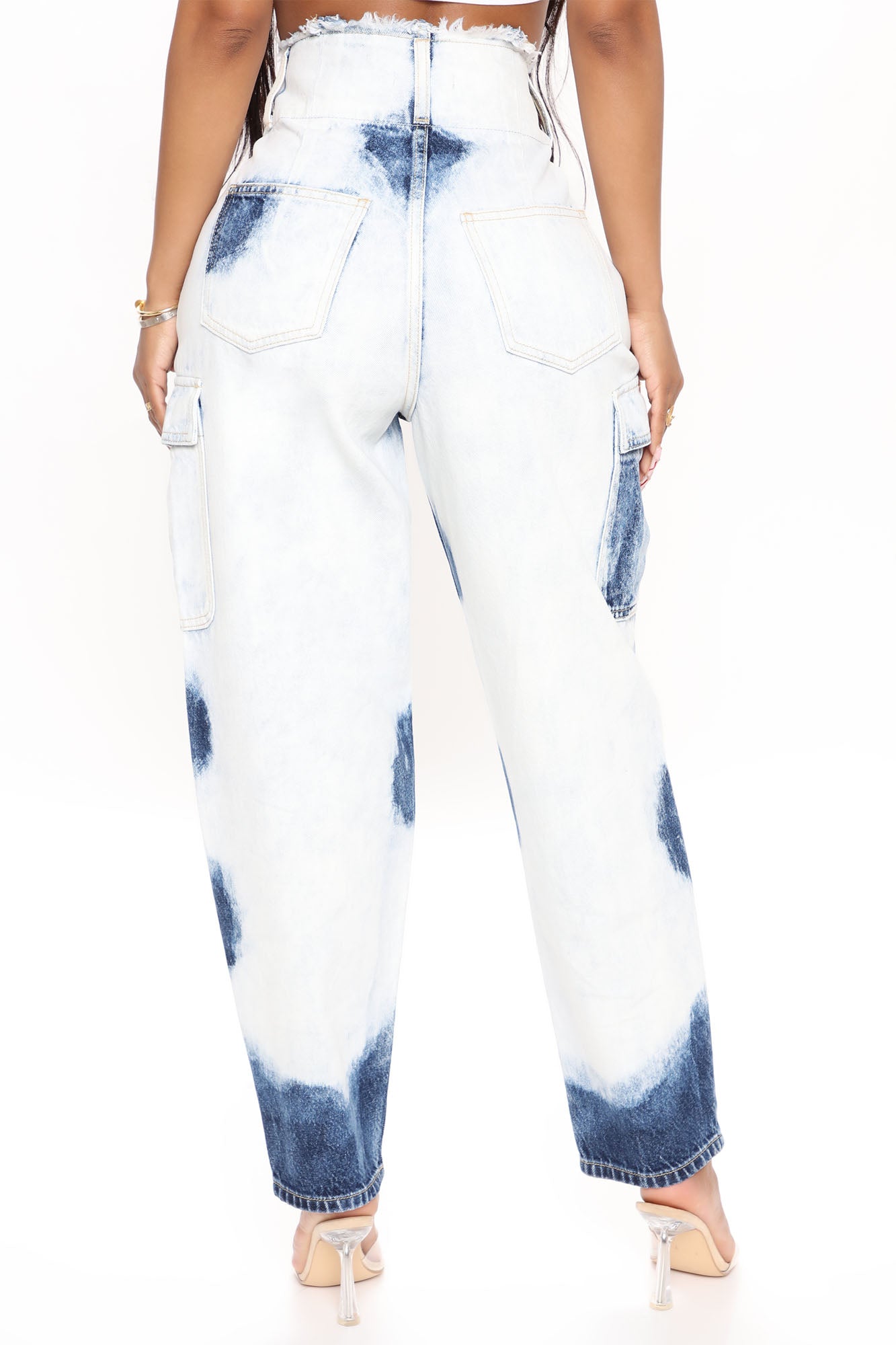 Livin' In A Dream Bleached Balloon Jeans - Light Blue Wash Ins Street