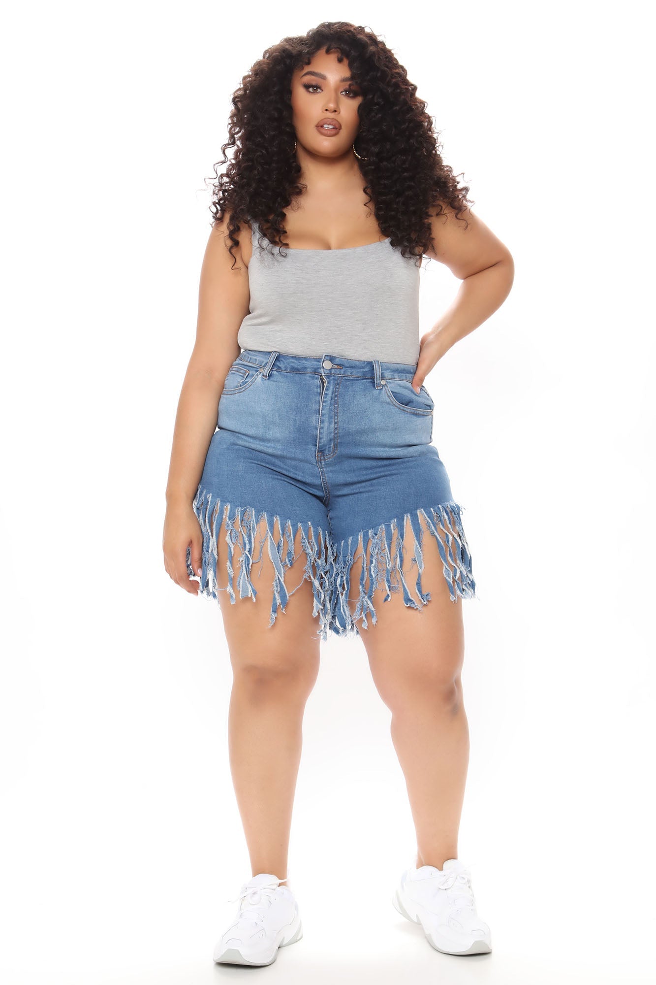 Can't Catch Me Fringe Denim Shorts - Medium Blue Wash Ins Street