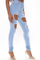 Tall Catty Distressed Skinny Jeans - Light Blue Wash Ins Street