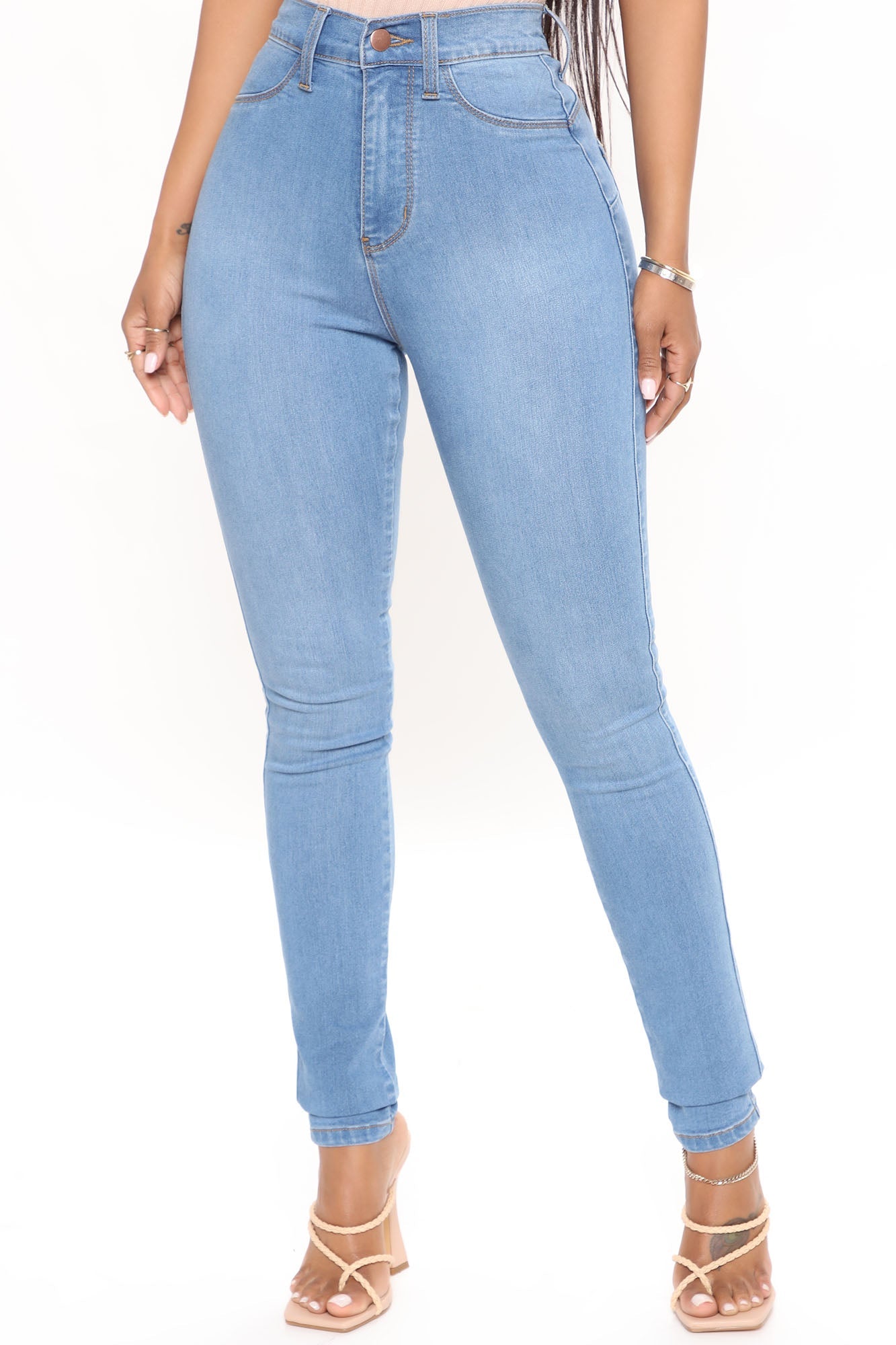 Classic Beauty Skinny Jeans - Light Blue Wash Ins Street