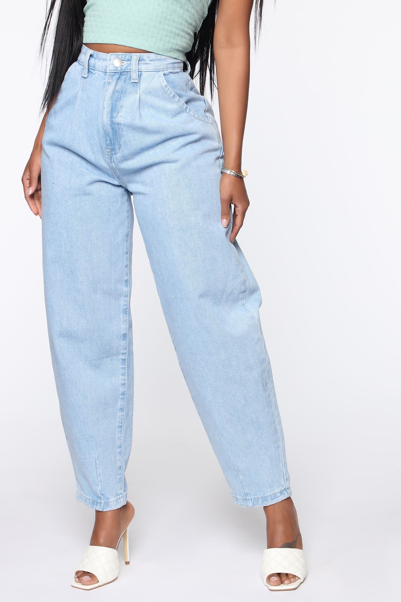 Daydreaming High Rise Mom Jeans - Light Blue Wash Ins Street