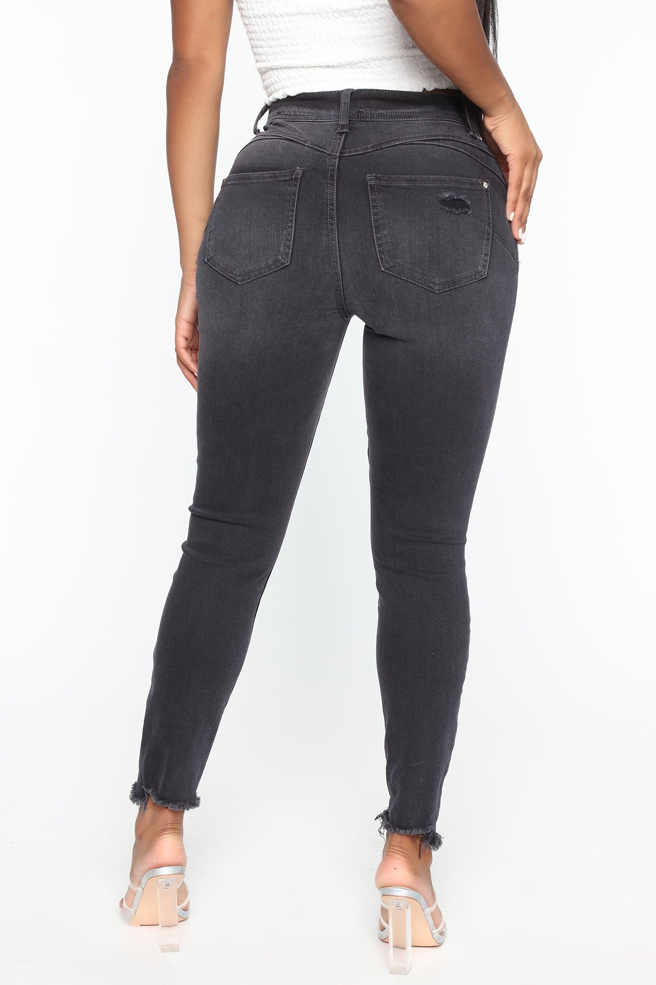 Hallie Sculpting Ankle Jeans - Black Ins Street