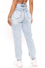 She's So Lucky Straight Leg Jeans - Medium Blue Wash Ins Street