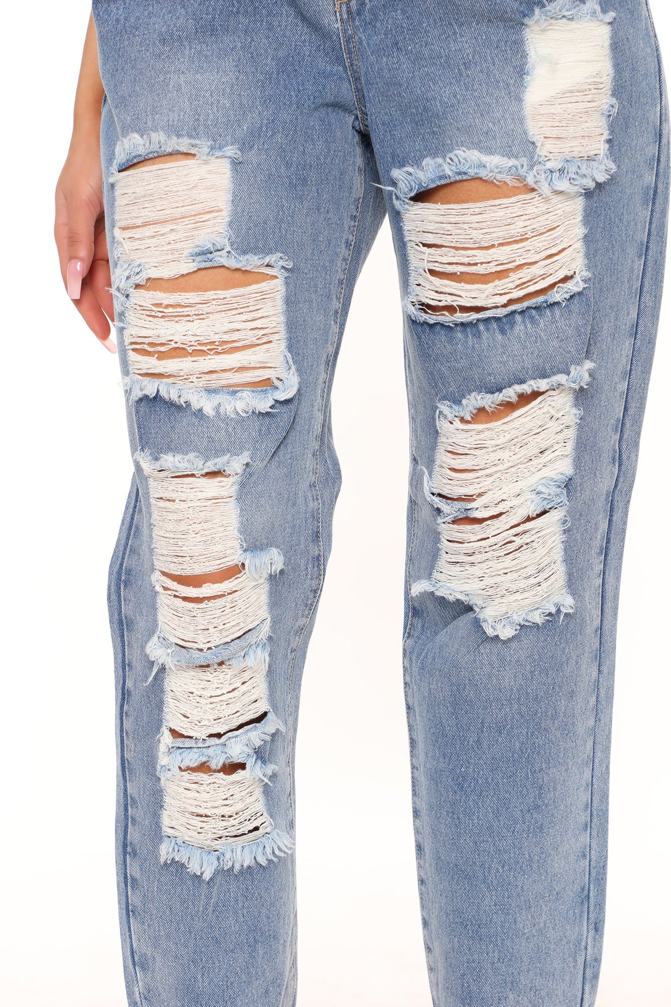 Crossover Mom Jeans - Medium Blue Wash Ins Street