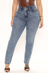 Classic Vintage High Rise Straight Leg Jeans - Medium Blue Wash Ins Street