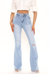 Pull It Together Flare Jeans - Light Blue Wash Ins Street