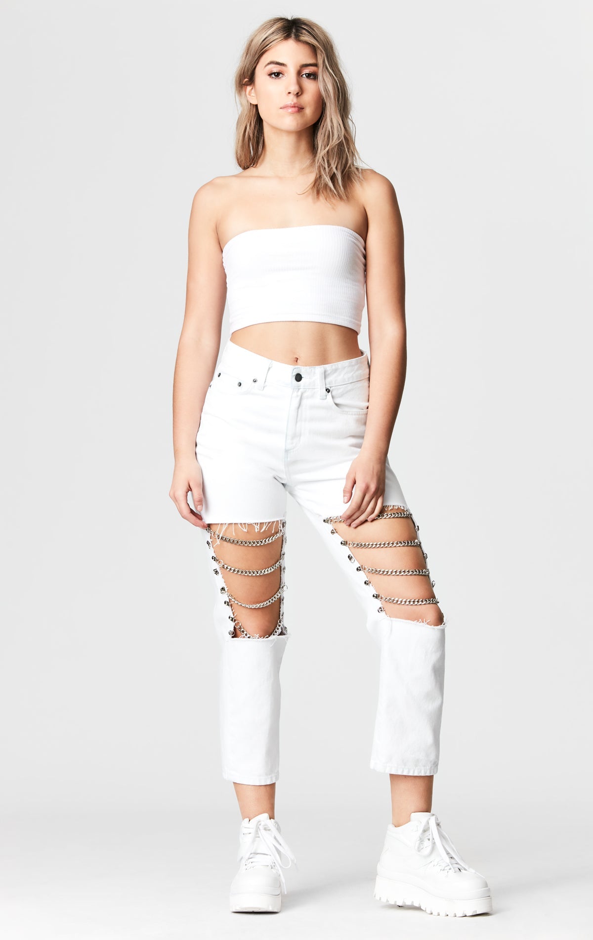 WHITE HERMIA KNEE CHAIN JEAN Carmar Denim