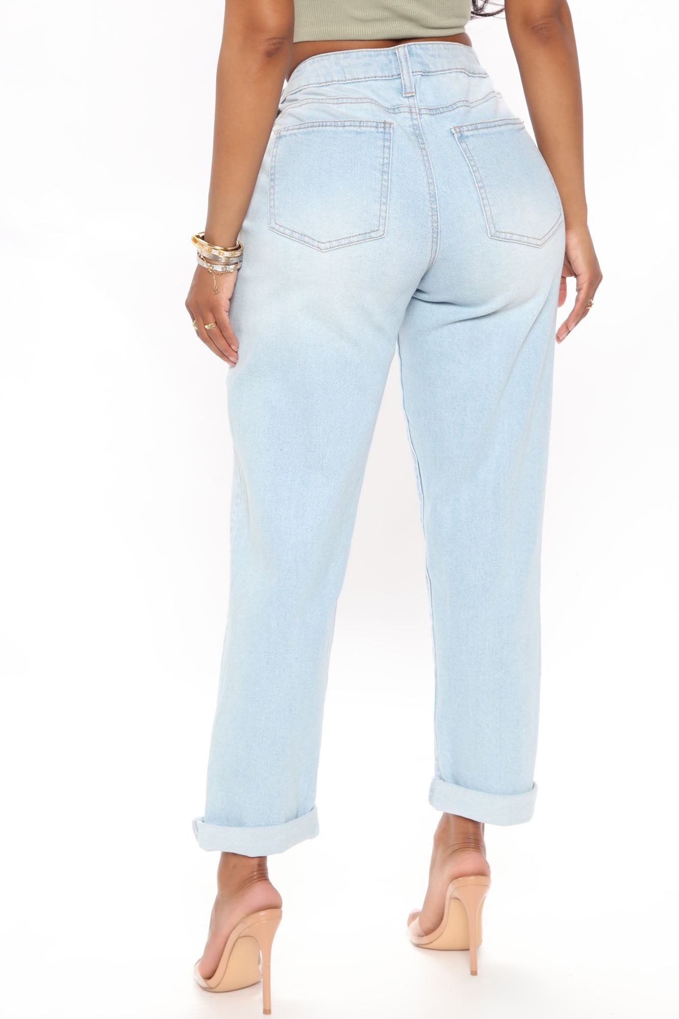 Momma Knows Everything Roll Cuff Jeans - Light Blue Wash Ins Street