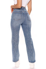 90's Vibe High Rise Tapered Jeans - Medium Blue Wash Ins Street
