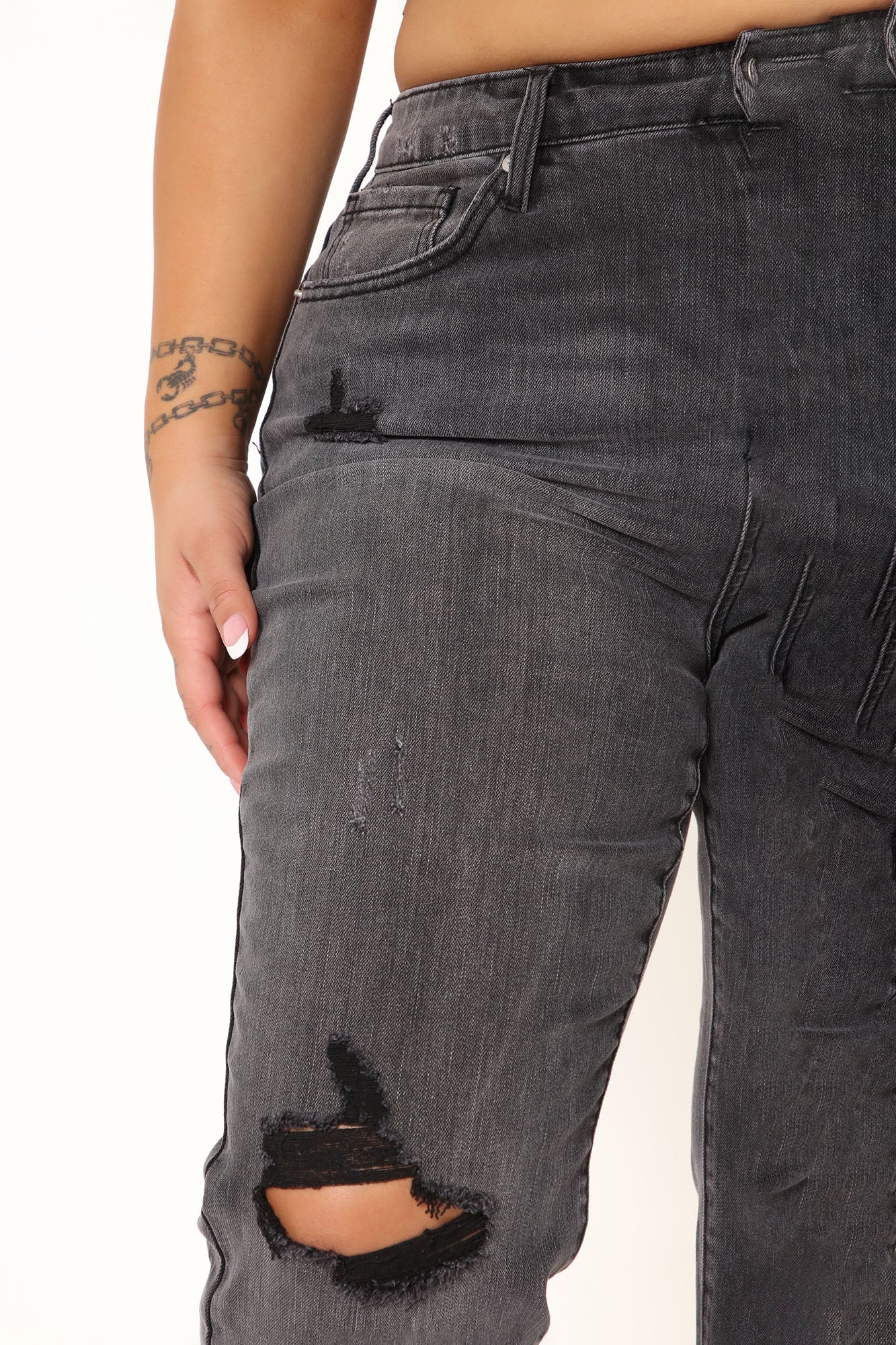 Tobi High Rise Mom Jeans - Black Ins Street