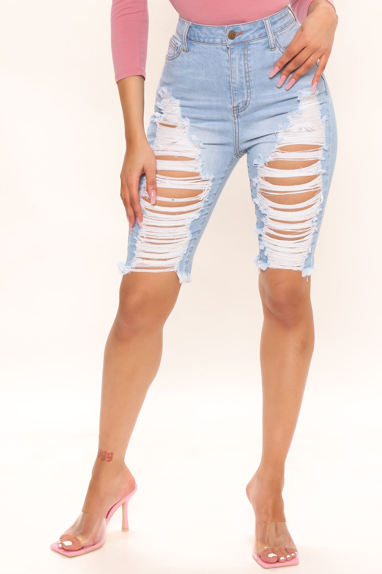 Distressed With Love Bermuda Shorts - Light Blue Wash Ins Street