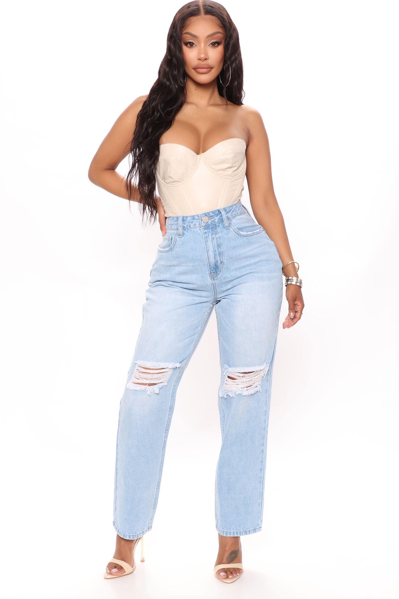So Into You High Rise Mom Jeans - Light Blue Wash Ins Street