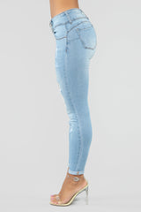 Turnin' Heads Low Rise Jeans - Light Blue Wash Ins Street