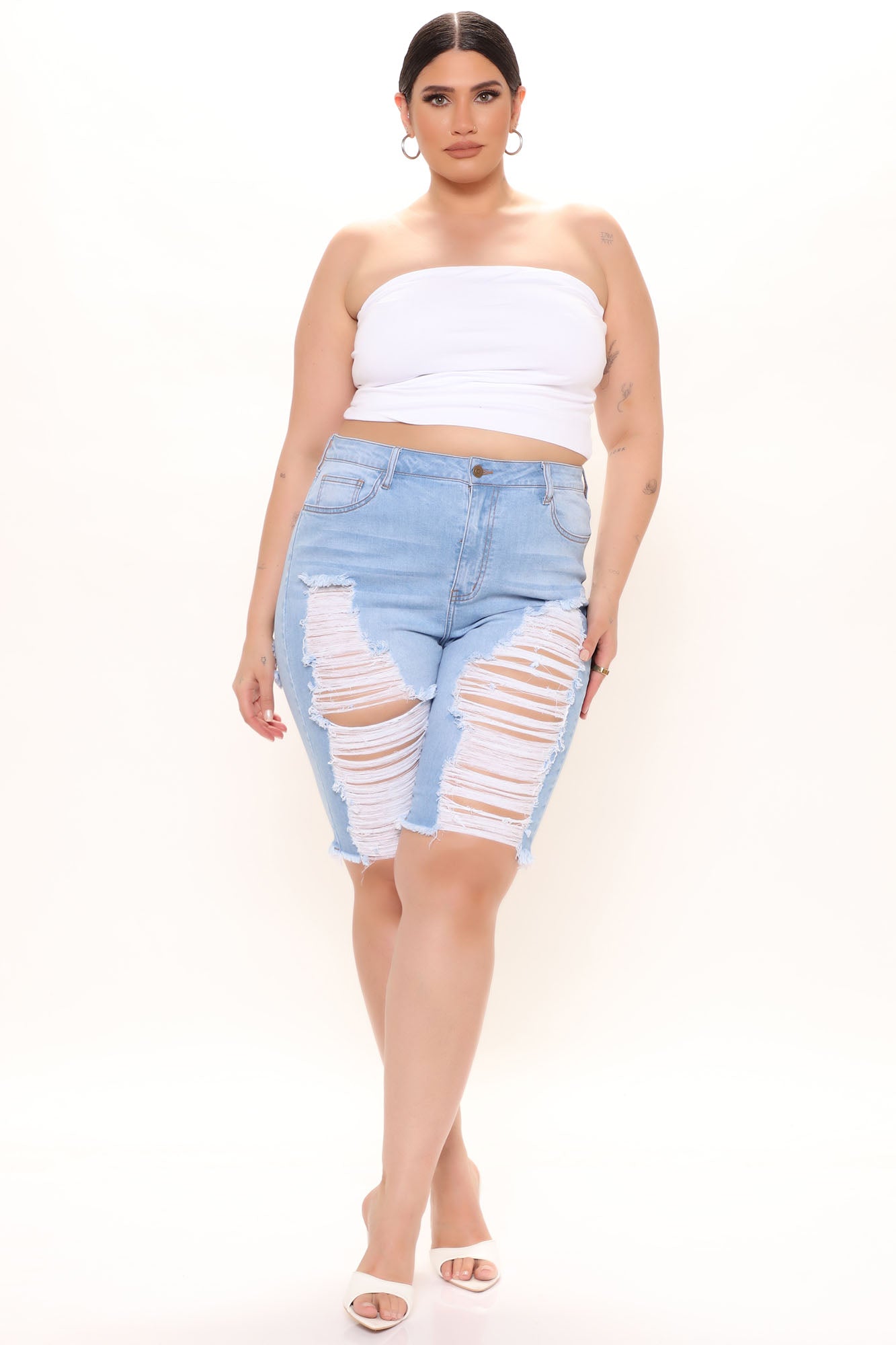 Distressed With Love Bermuda Shorts - Light Blue Wash Ins Street