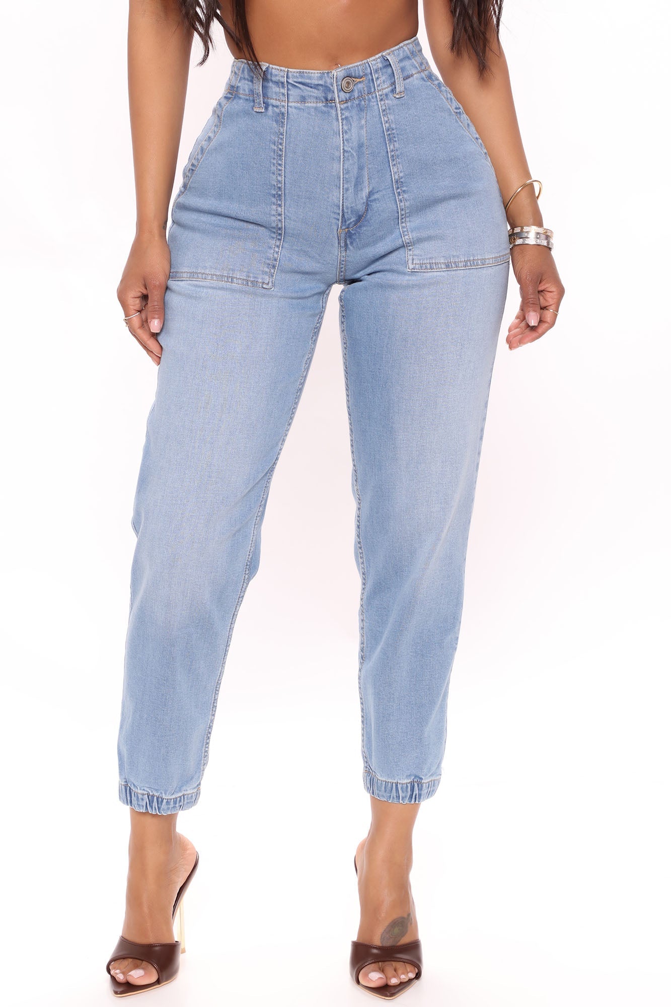 Talk All Night Jogger Jeans - Light Wash Ins Street
