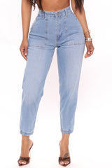 Talk All Night Jogger Jeans - Light Wash Ins Street