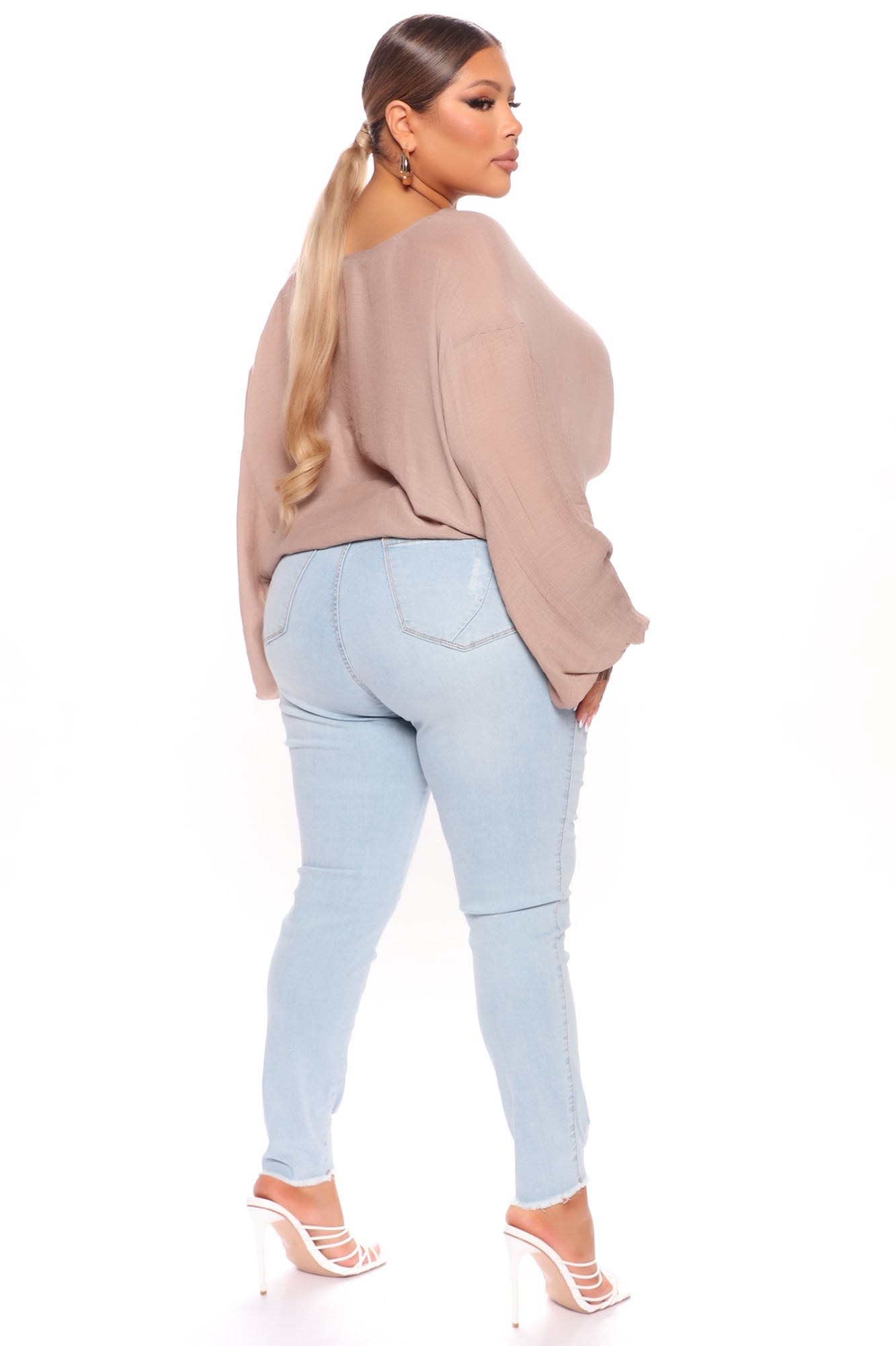 Kaitlyn Sculpting Skinny Jeans - Bleach Blue Wash Ins Street