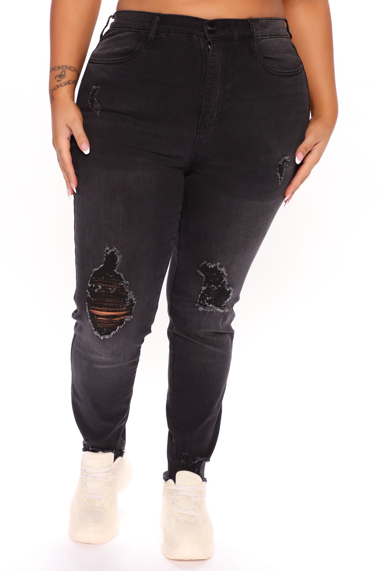 Kaitlyn Sculpting Skinny Jeans - Black Ins Street