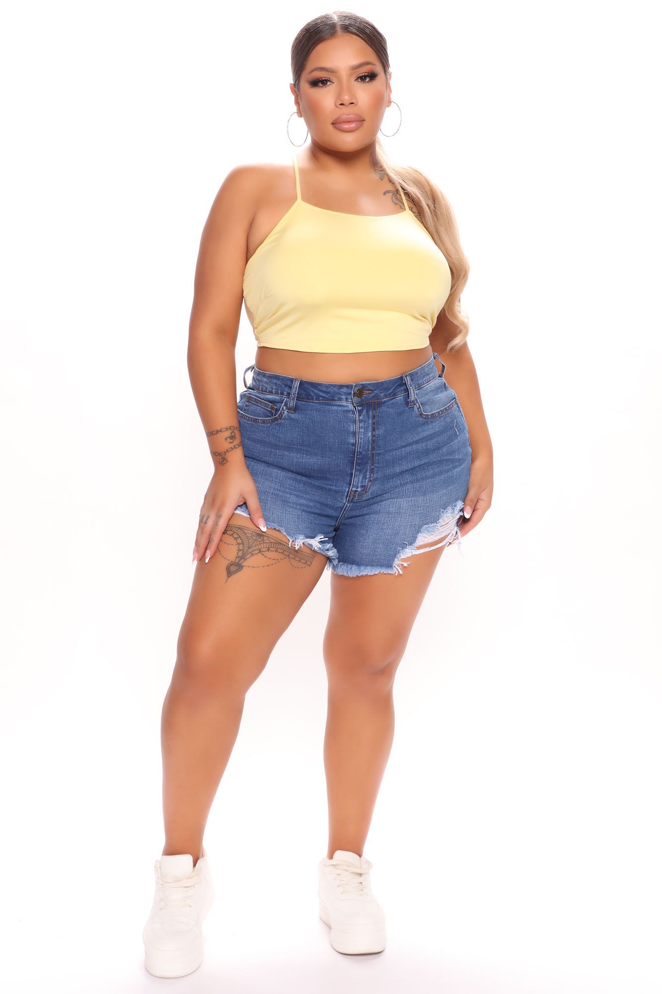 Drive Away Denim Shorts - Medium Blue Wash Ins Street