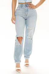 Classic Tapered Ripped Mom Jeans - Light Blue Wash Ins Street
