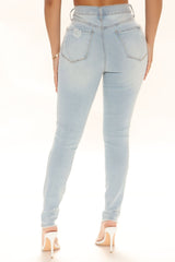 Kaitlyn Sculpting Skinny Jeans - Bleach Blue Wash Ins Street