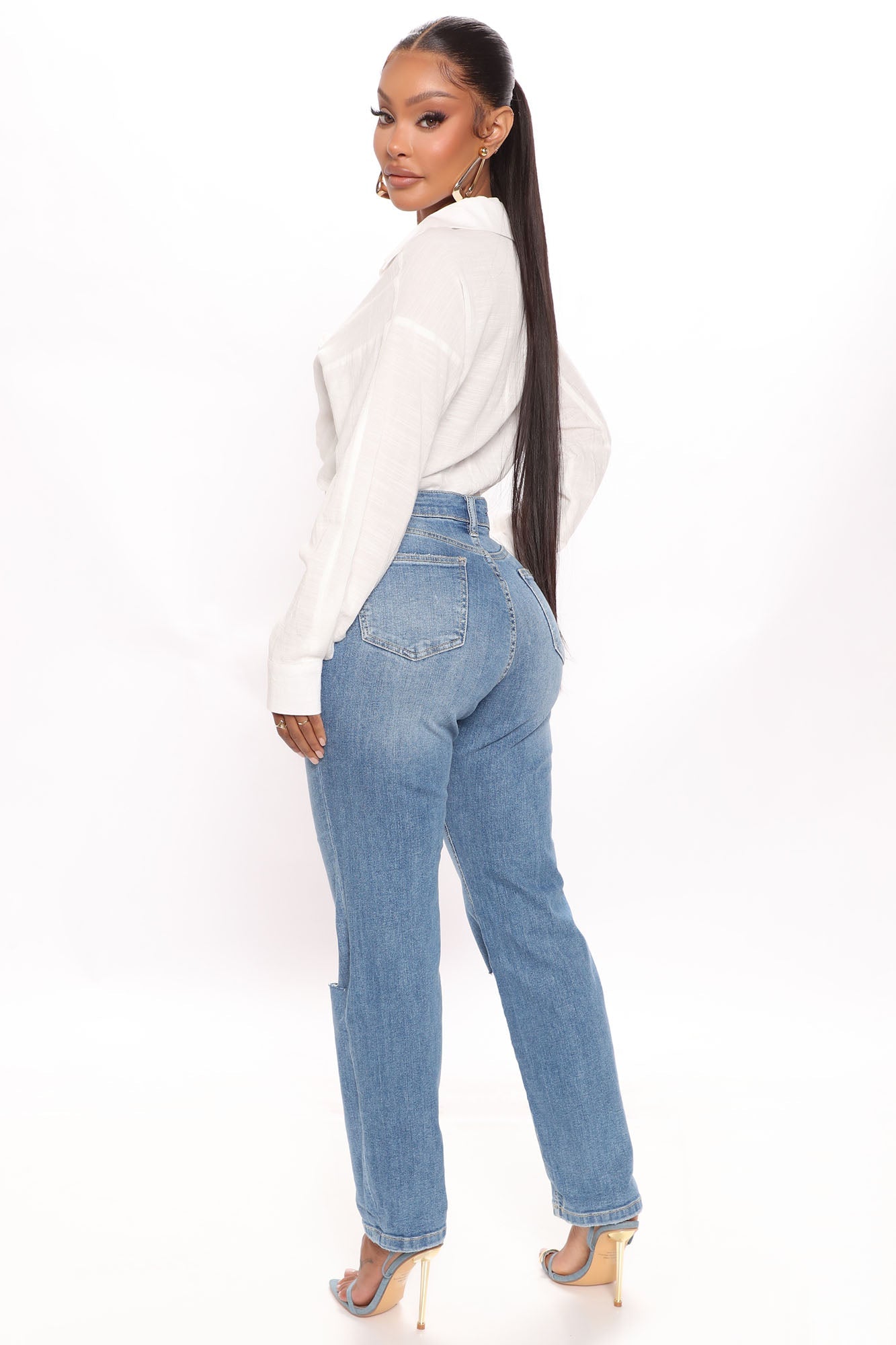 Super Mom High Rise Jeans - Medium Blue Wash Ins Street