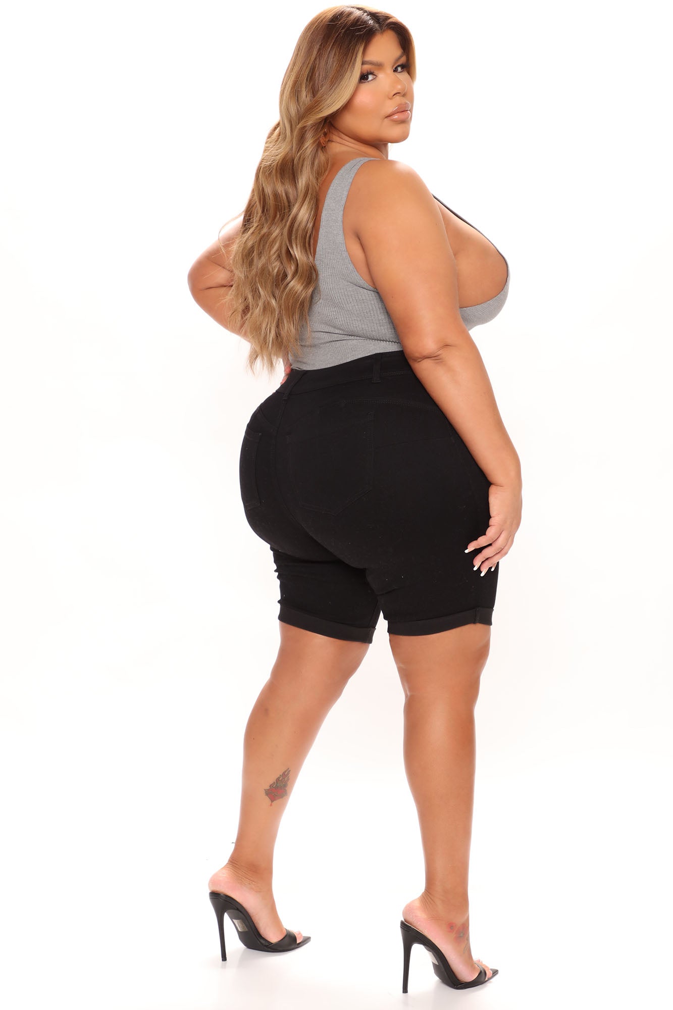 Lift Me Up Bermuda Shorts - Black Ins Street