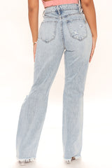 All You Need Straight Leg Jeans - Light Blue Wash Ins Street