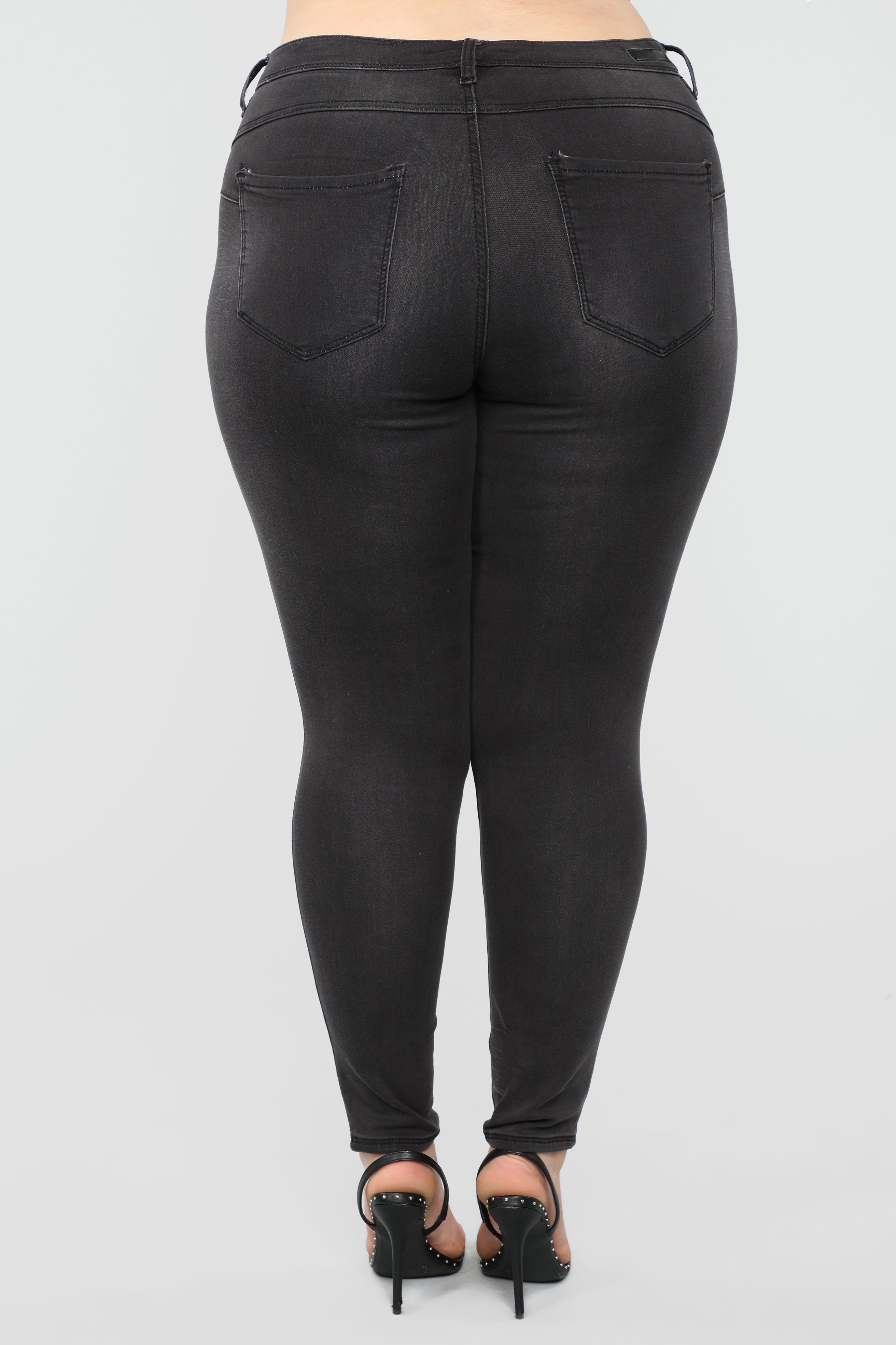 Speak Softly Skinny Jeans - Black Ins Street