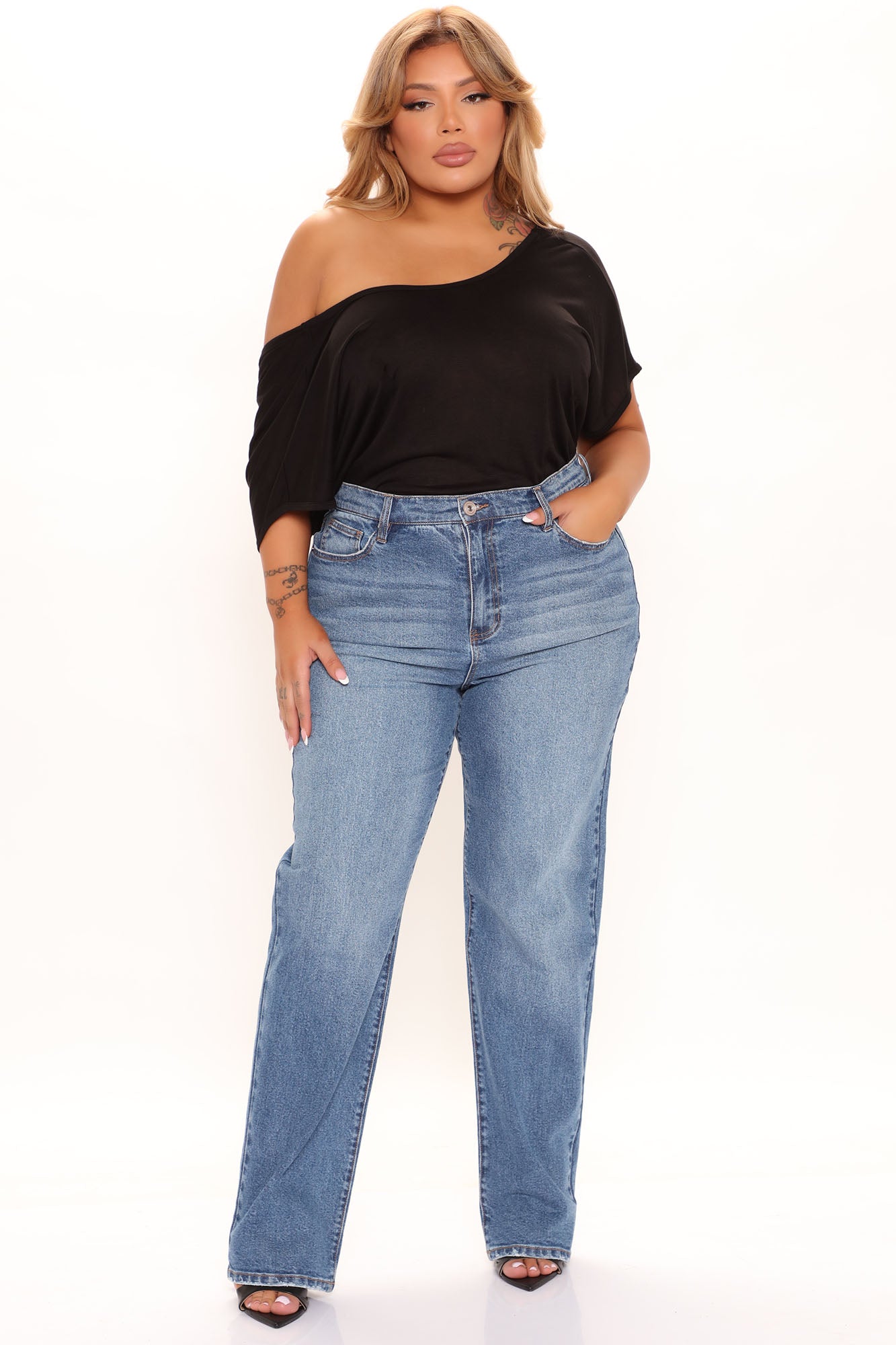 Never Telln' Straight Leg Jeans - Medium Blue Wash Ins Street