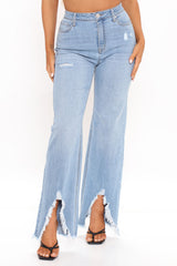 Malibu Weekend Destroy Hem Jeans - Light Blue Wash Ins Street