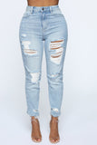 Finesse High Rise Mom Jeans - Light Blue Wash
