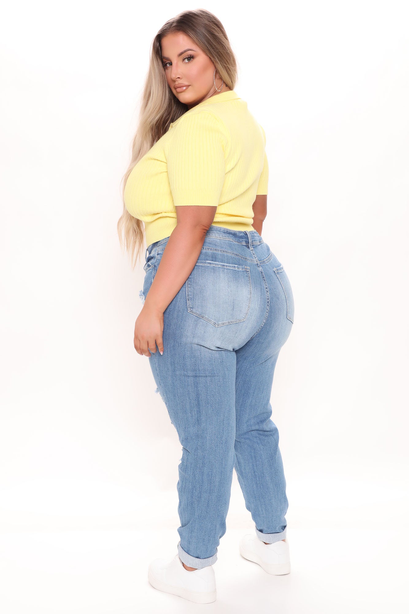 Shannon High Rise Distressed Jeans - Light Blue Wash Ins Street