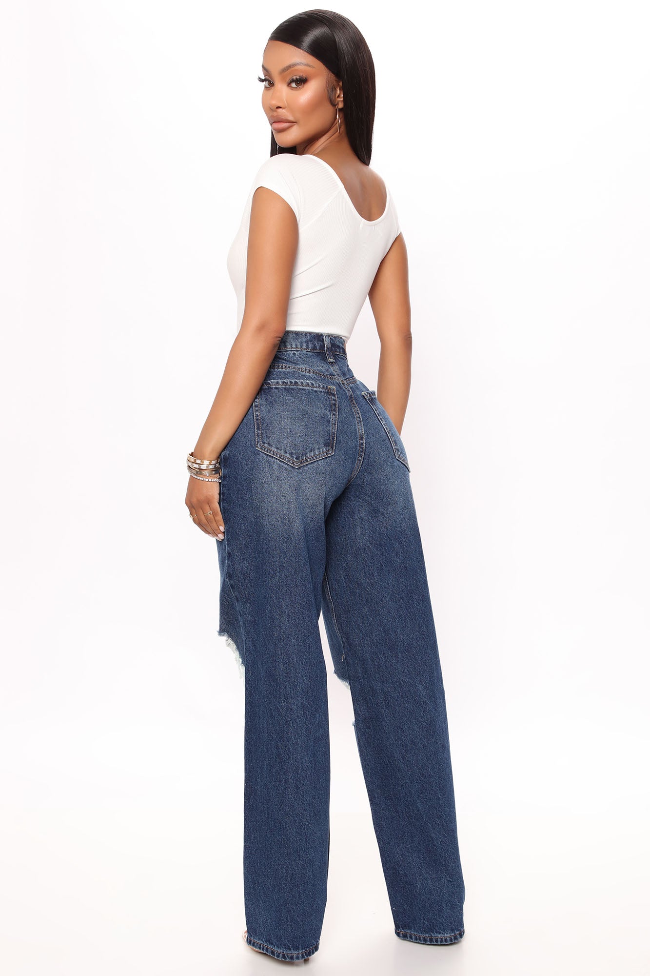 Simple Pleasure 90's Baggy Jeans - Dark Wash Ins Street