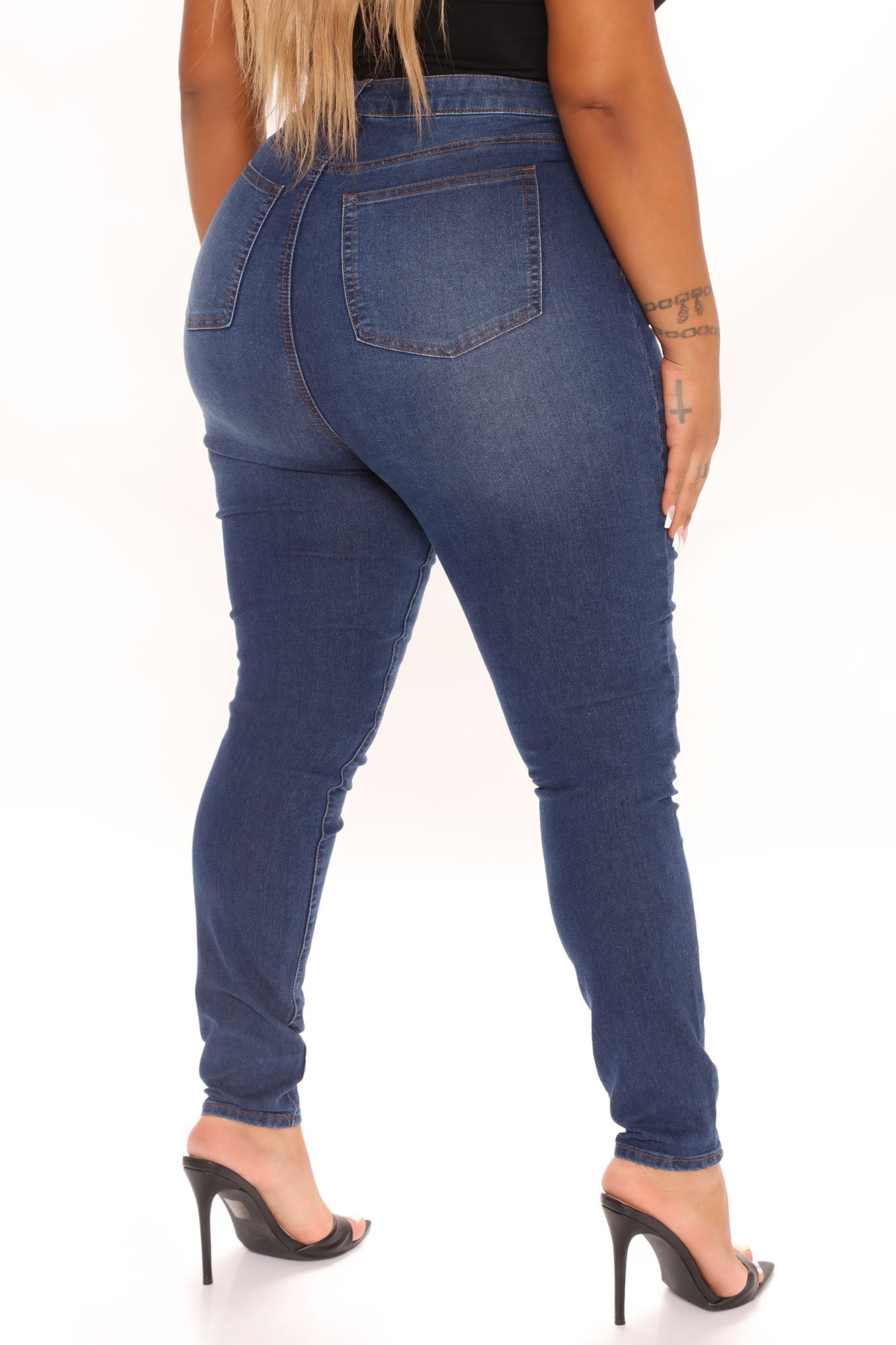 Soho Super Stretch High Rise Jeggings - Dark Wash Ins Street