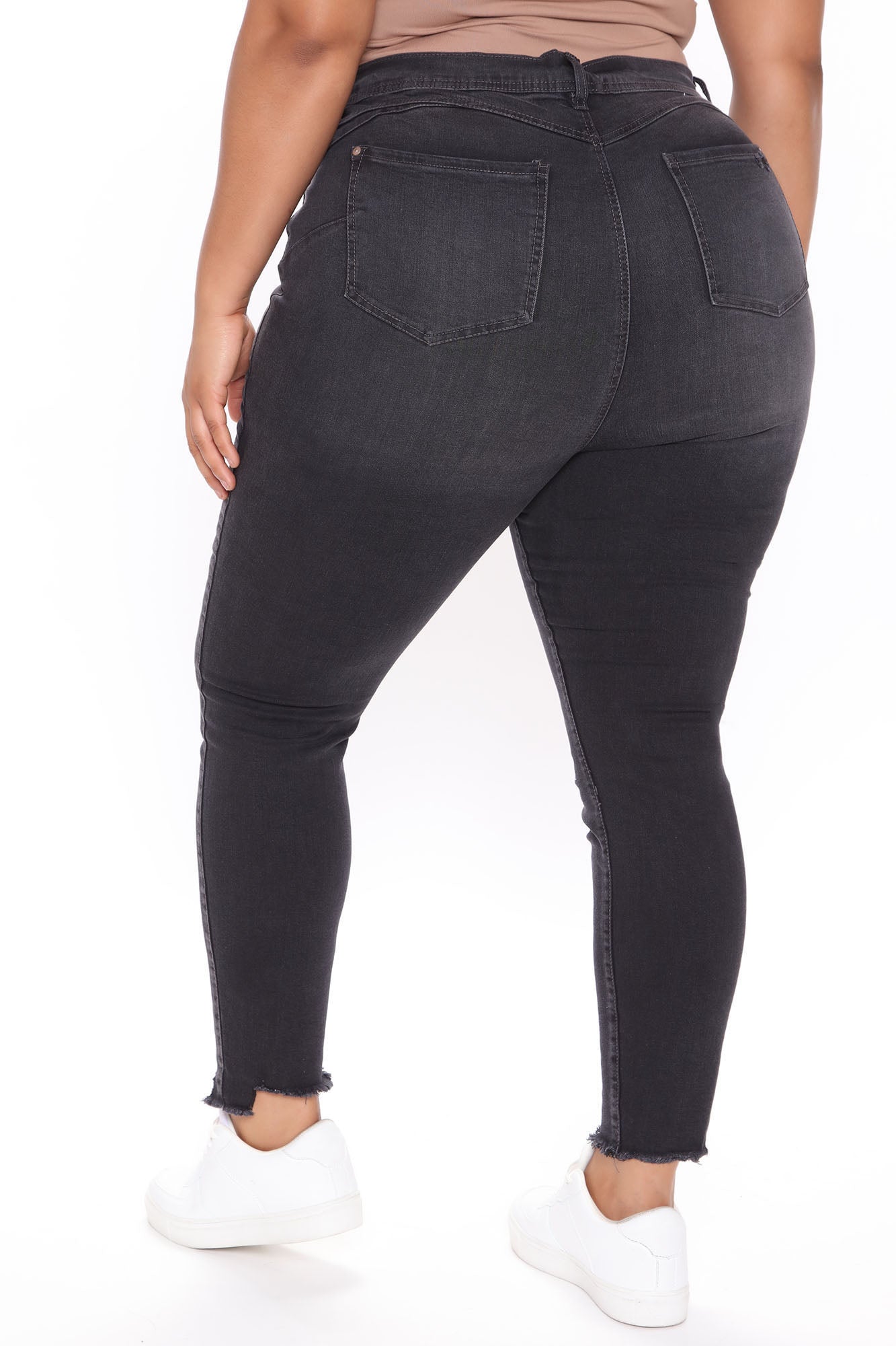Hallie Sculpting Ankle Jeans - Black Ins Street