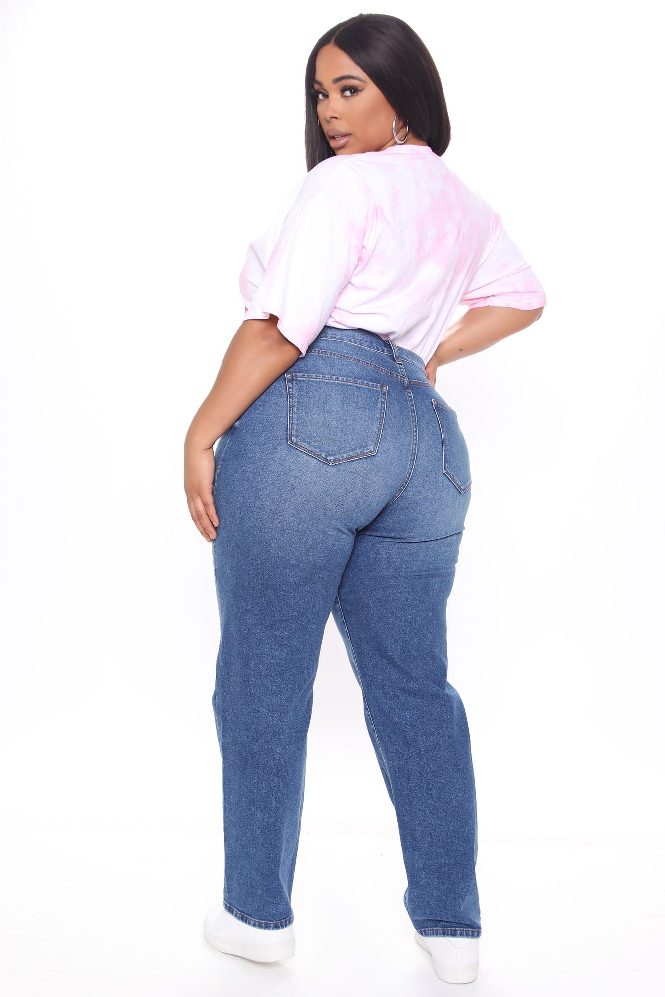 Livin' The Life Relaxed Straight Leg Jeans - Medium Blue Wash Ins Street