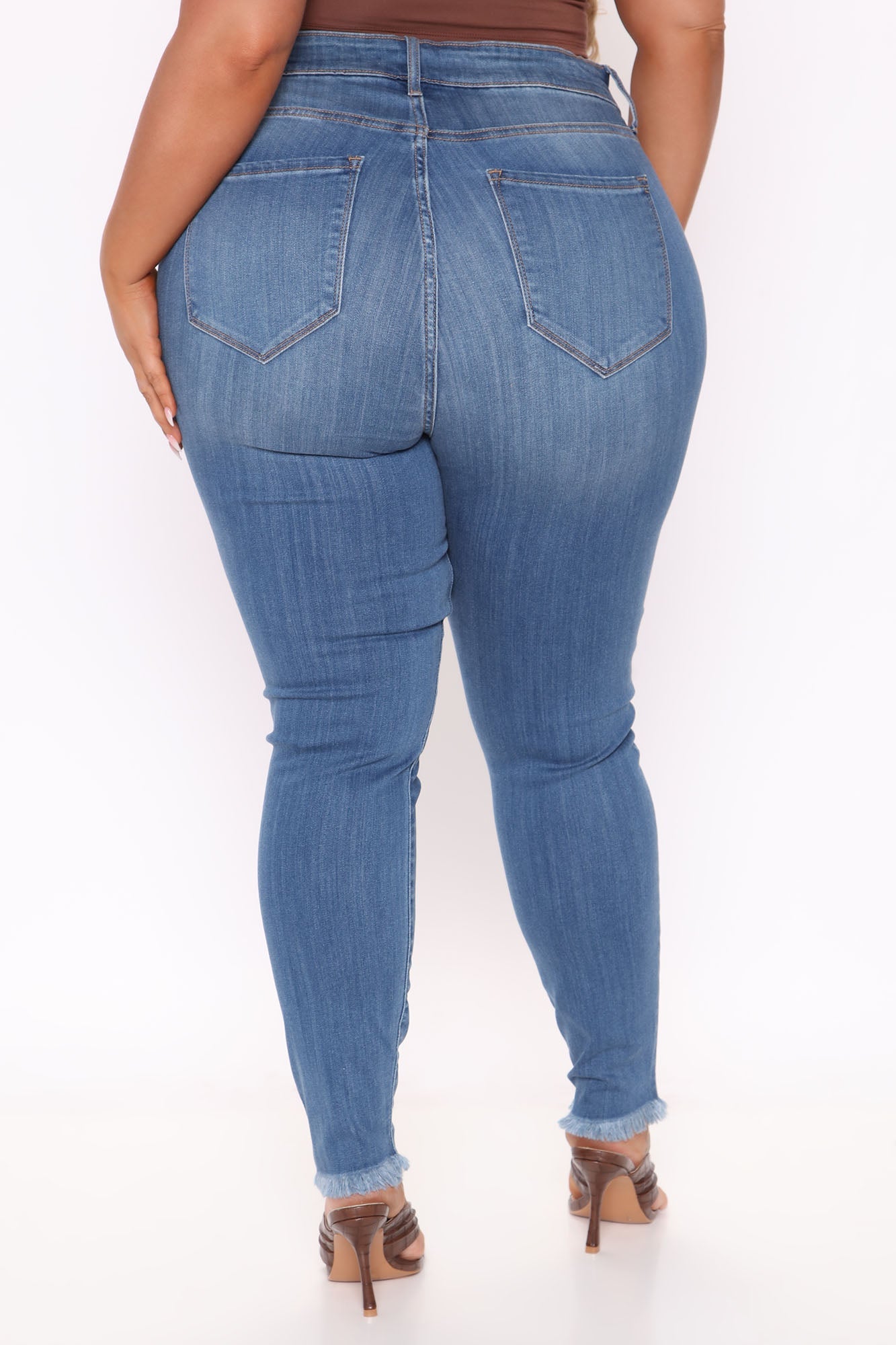 Cross Me Once Stretch Skinny Jeans - Medium Blue Wash Ins Street