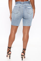 A Vision In Blue Belted Denim Bermudas - Light Blue Wash Ins Street