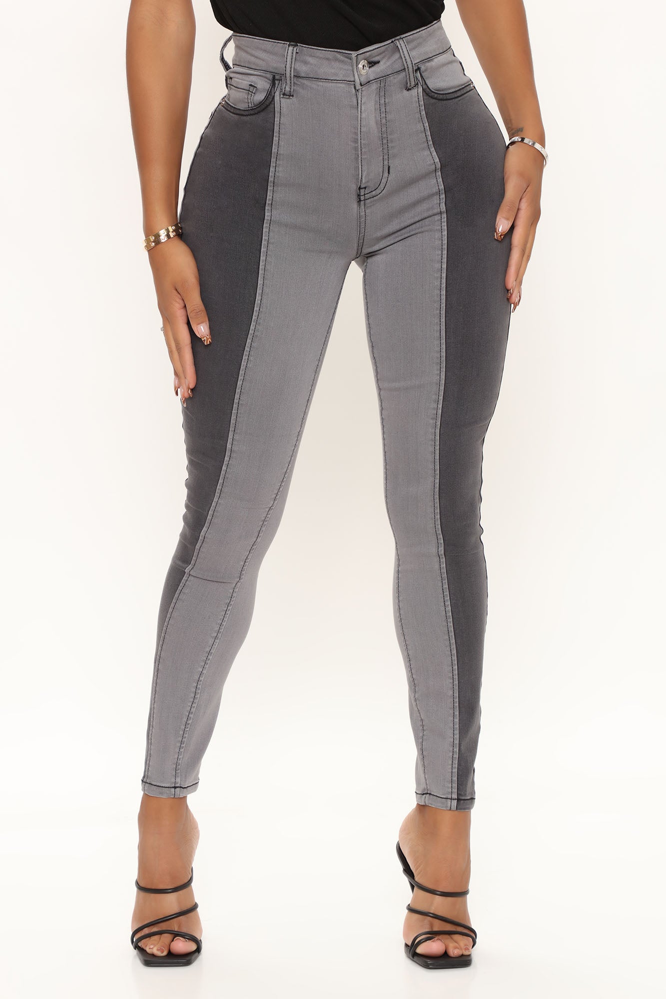 Watch Out For The Colorblock Jeans - Black Ins Street