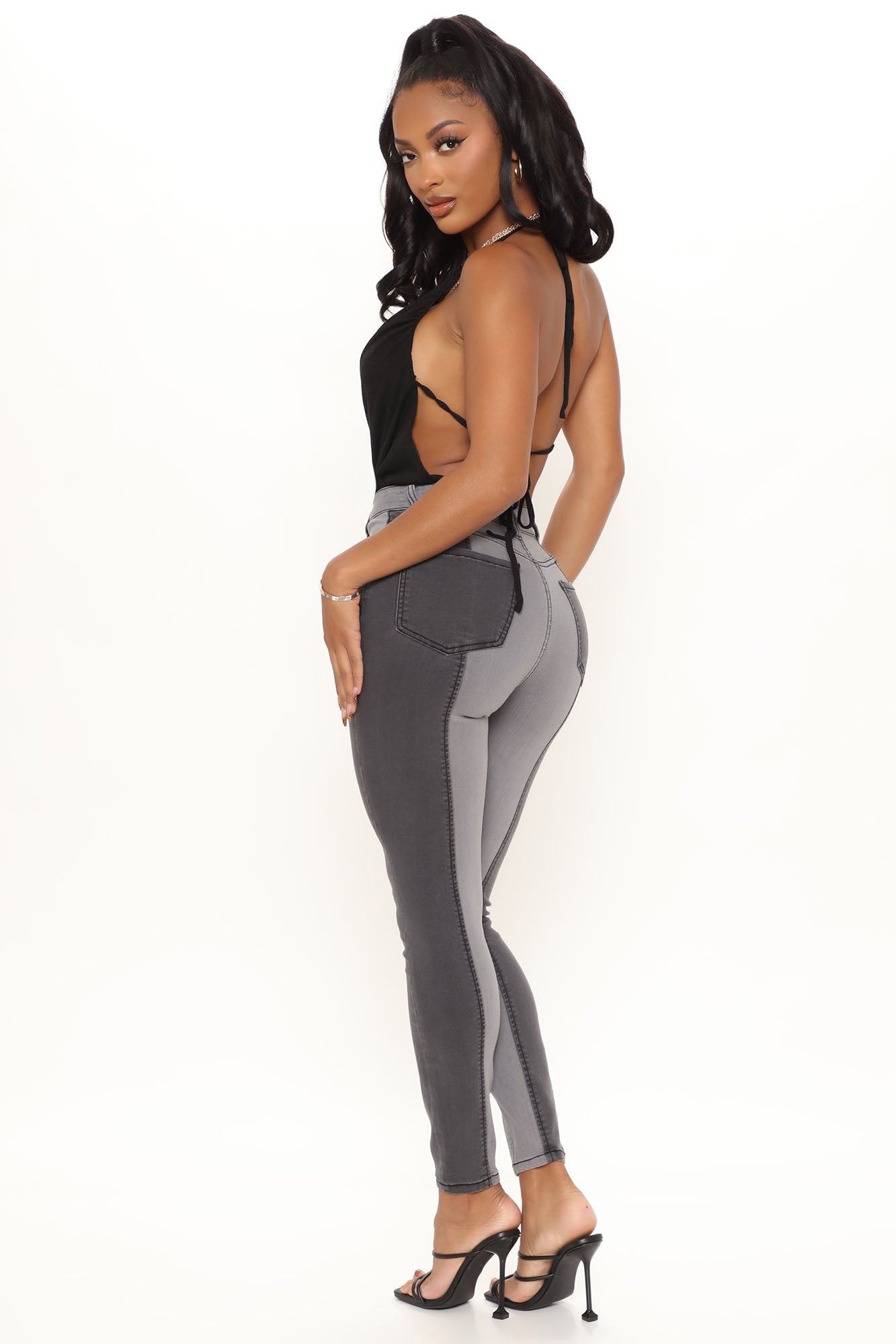 Watch Out For The Colorblock Jeans - Black Ins Street