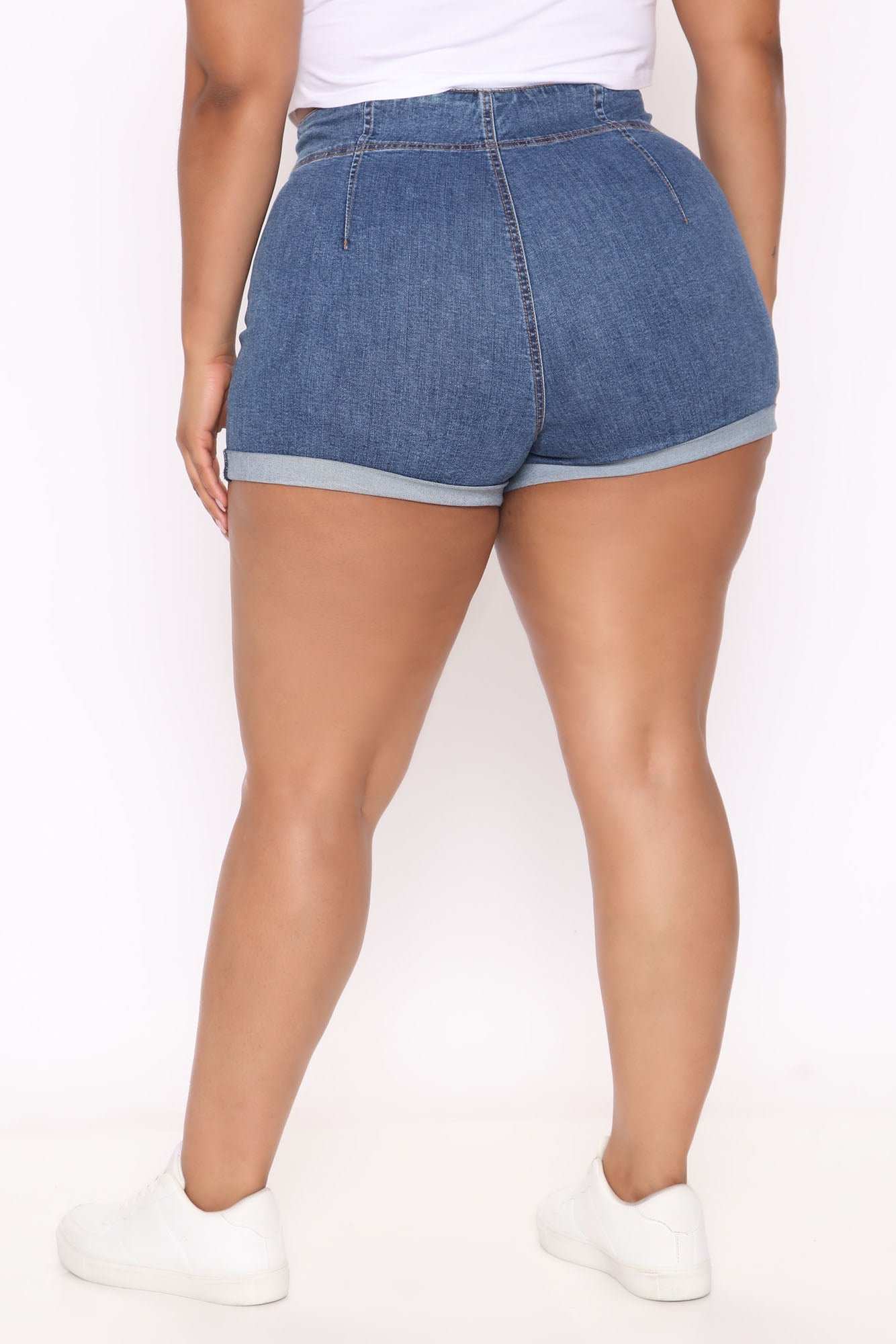 Leihlani Super Stretch Denim Shorts - Medium Blue Wash Ins Street