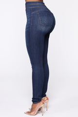 Missing You Crazy High Rise Jeans - Dark Wash Ins Street